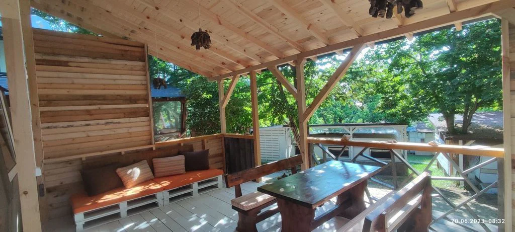 Каравана - Eco Living Caravan