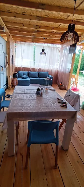 Каравана - Isla