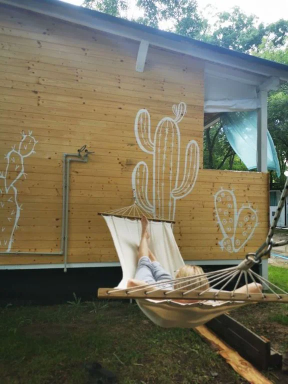 Бунгало - Втория хан