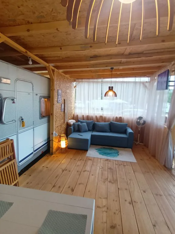 Каравана - Isla